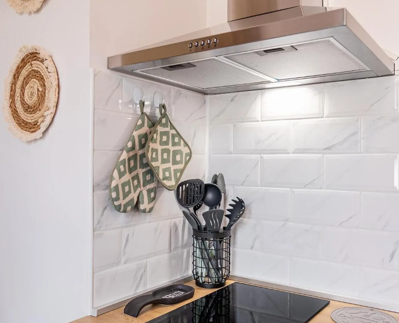 Bella 2Br Apartment فارنا