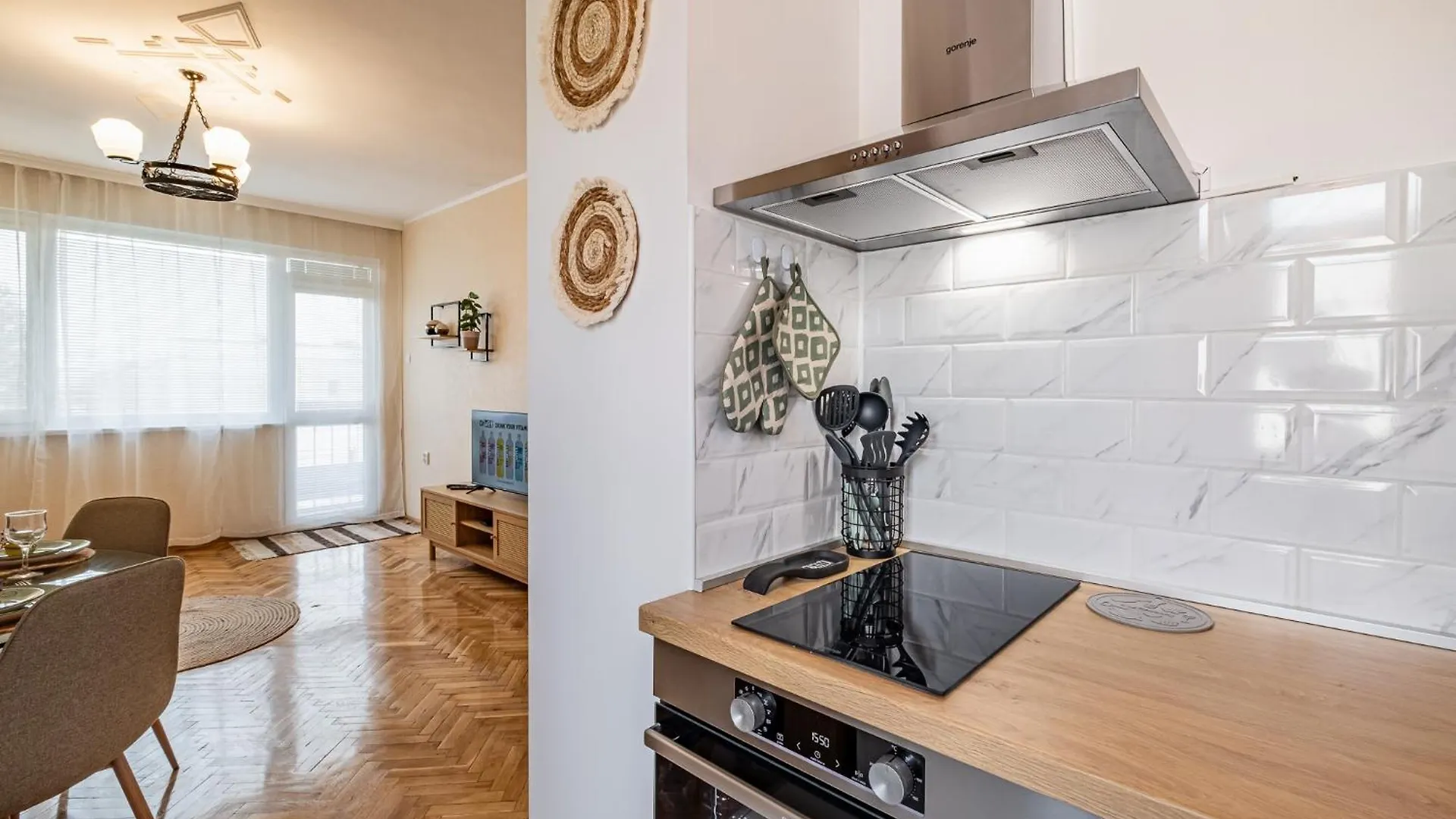 Bella 2Br Apartment فارنا
